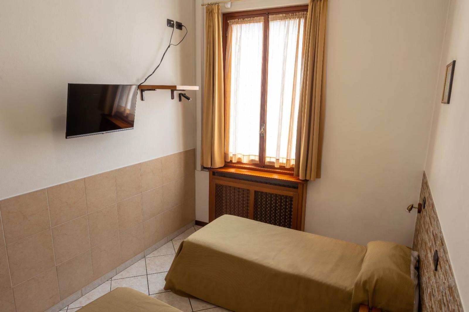 Hotel Mariuccia Varèse Extérieur photo